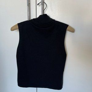 Wool Sleeveless turtleneck top